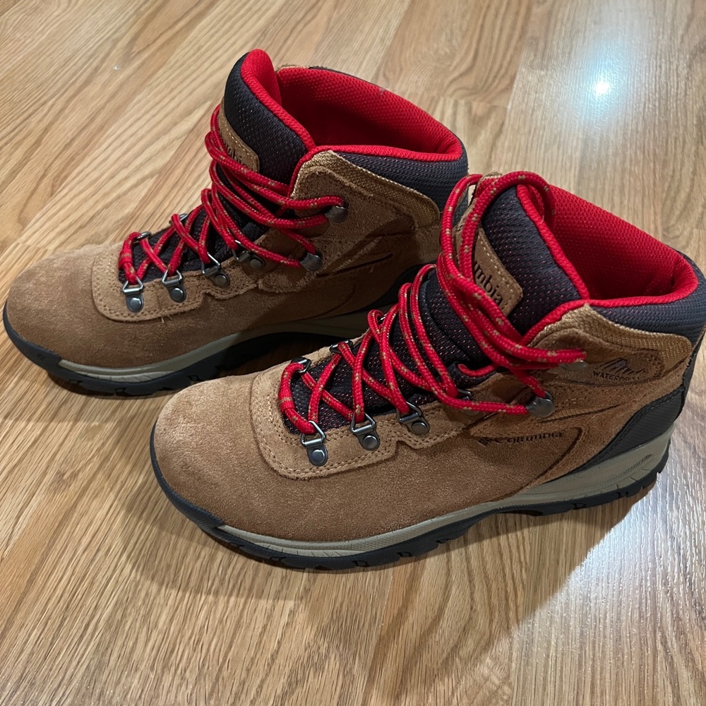 Columbia Brown and Red Women's Hiking Boots - Picture 2 of 7